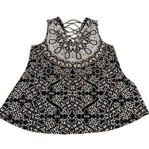 Westport Womens Black & White Paisley Sleeveless Top 2X With Lace-Up Neckline
